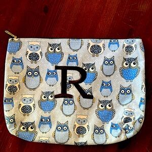 New Thirty One Owls Large Zipper Pouch